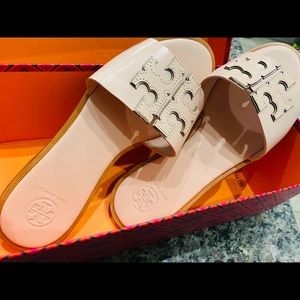 Tory Burch Ines seashell pink slides